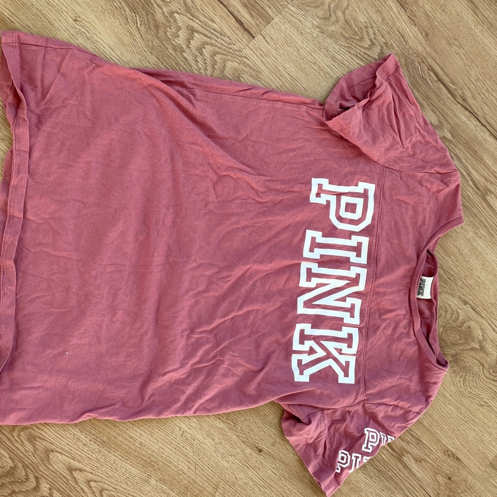 PINK tee